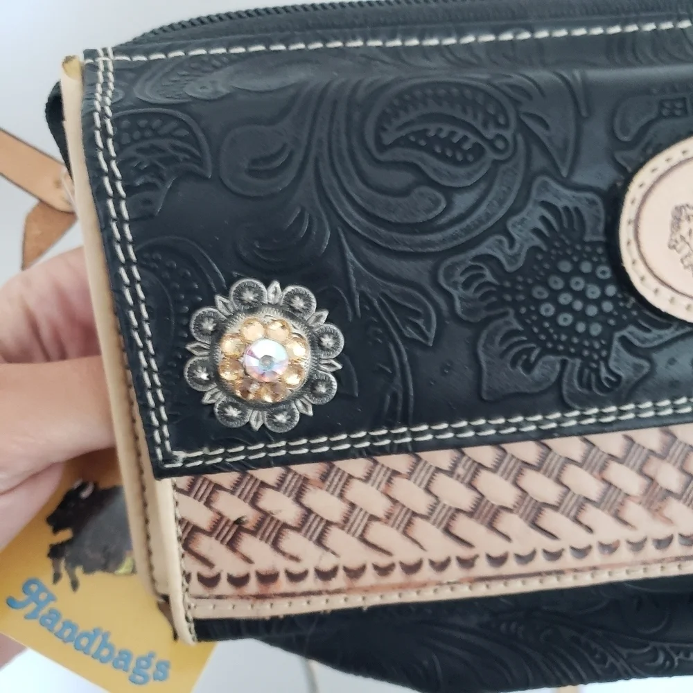Buffalo Gal Handbags NWT Vintage 2004 Tooled Crossbody Bag Black Tan Western